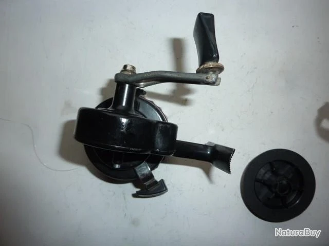 Moulinet Contact 400 Noir Très Bon état Avec Deuxième Bobine Neuve 6 Moulinet Contact 400 Noir Très Bon état Avec Deuxième Bobine Neuve – Image 4