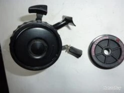 Moulinet Contact 400 Noir Très Bon état Avec Deuxième Bobine Neuve 12 Moulinet Contact 400 Noir Très Bon état Avec Deuxième Bobine Neuve -Daiw Peche Magasin 00005 Moulinet Contact 400 noir tres bon etat avec deuxieme bobine neuve