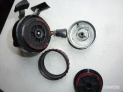 Moulinet Contact 400 Noir Très Bon état Avec Deuxième Bobine Neuve 13 Moulinet Contact 400 Noir Très Bon état Avec Deuxième Bobine Neuve -Daiw Peche Magasin 00006 Moulinet Contact 400 noir tres bon etat avec deuxieme bobine neuve